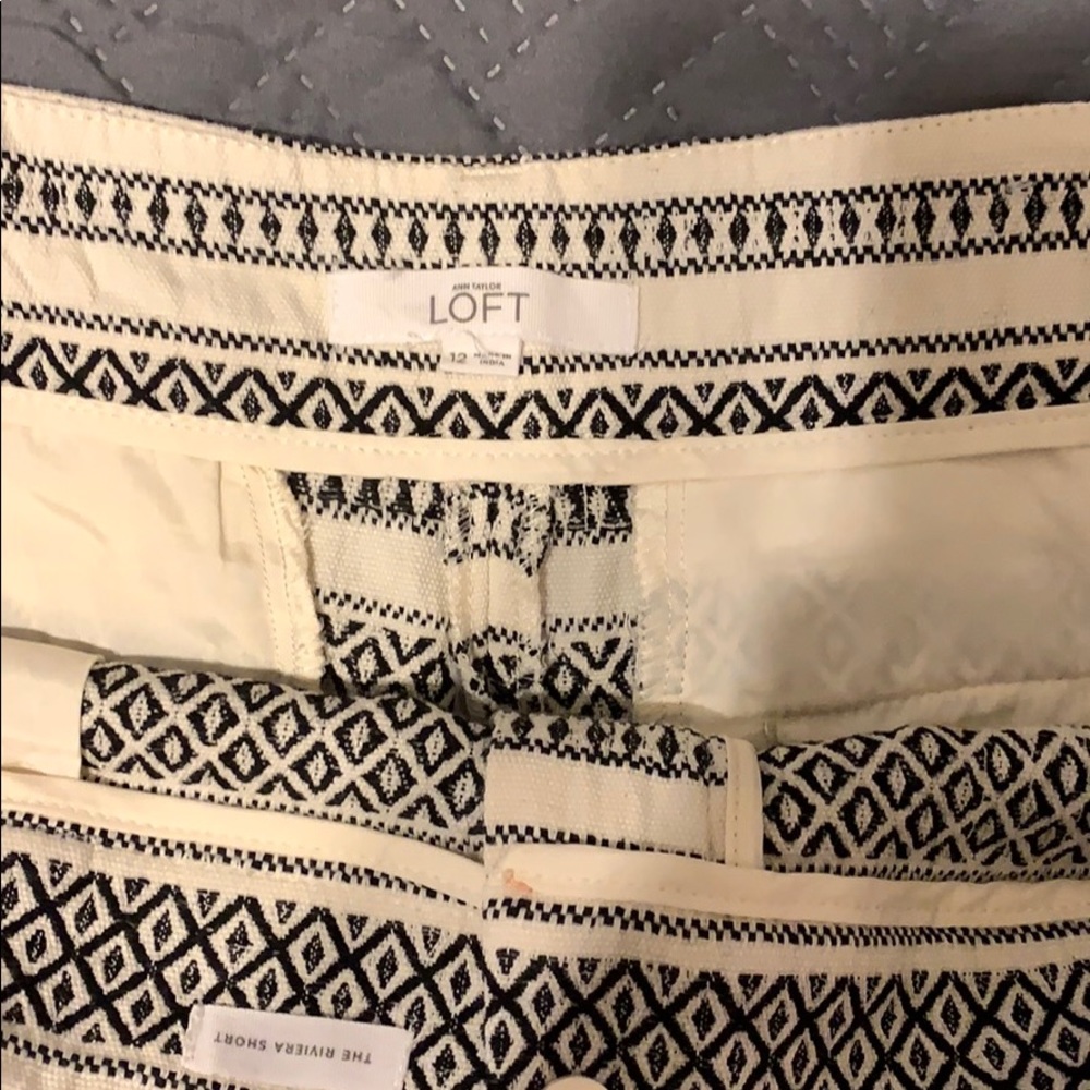 Shorts - Picture 3 of 3